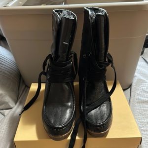Mossimo Black Furry Boot with Wedge Heel. Size 9.